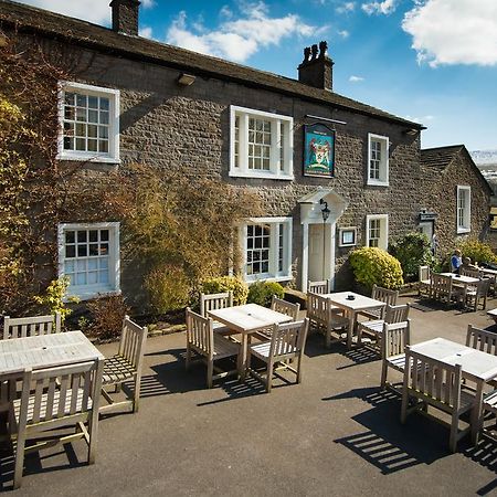 ホテル The Assheton Arms クリザーロー エクステリア 写真