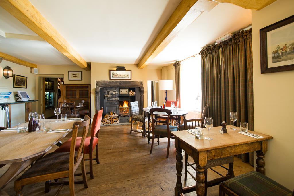 ホテル The Assheton Arms クリザーロー 部屋 写真