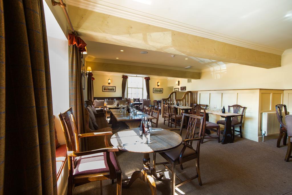 ホテル The Assheton Arms クリザーロー エクステリア 写真